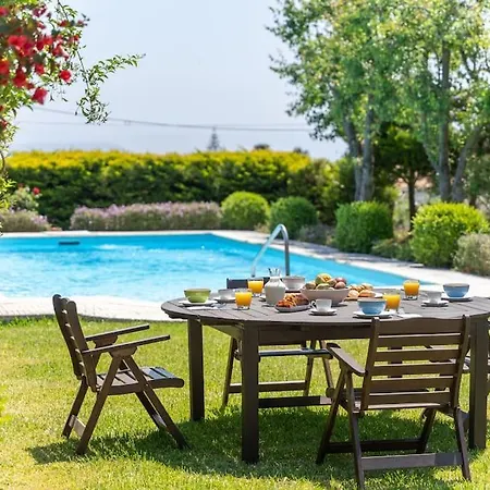 Villa Loukia *