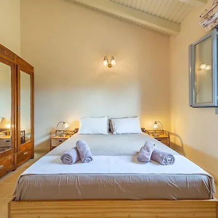 Villa Loukia *