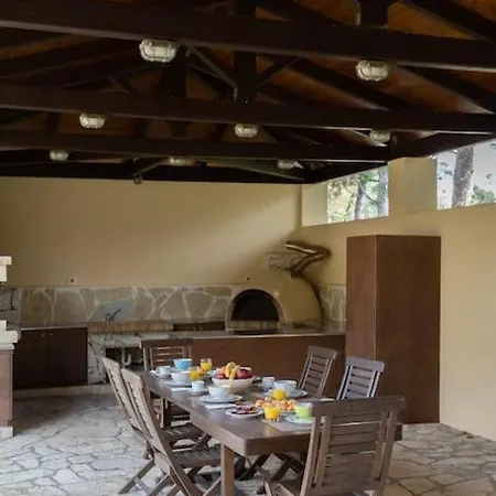 Villa Loukia